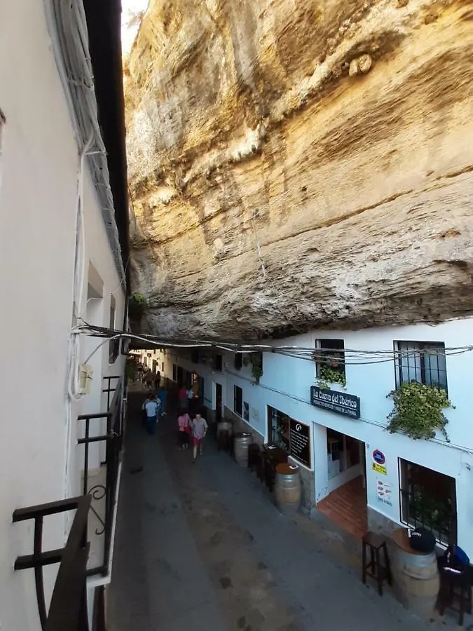 La Roca Encantada Setenil De Las Bodegas Apartment